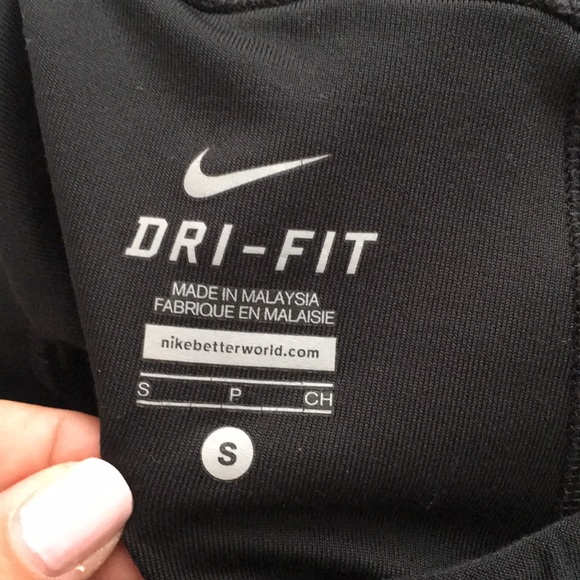 🎉 Host Pick! NIKE Dri-Fit Athletic Shorts - Picture 6 of 7